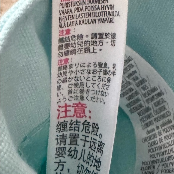 DISNEY Retro Camp Mickey Mouse Round Bottom Multicolor ParkVacation Bag Backpack - Picture 11 of 11